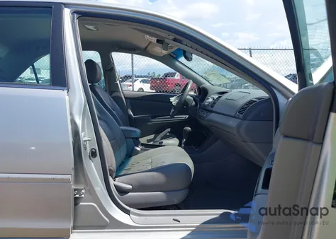 2006 Toyota Camry Le z USA, uszkodzony, nr VIN 4T1BE32K16U154014